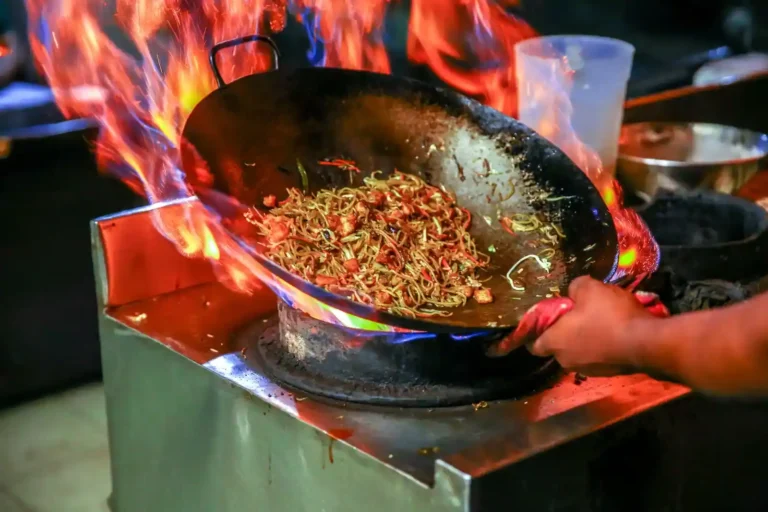 Wok to Walk : comment fonctionne l&rsquo;enseigne du wok minute