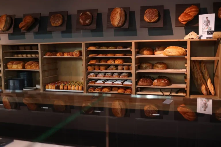 Pain sans gluten en boulangerie : ce qu&rsquo;il faut vérifier avant d&rsquo;acheter